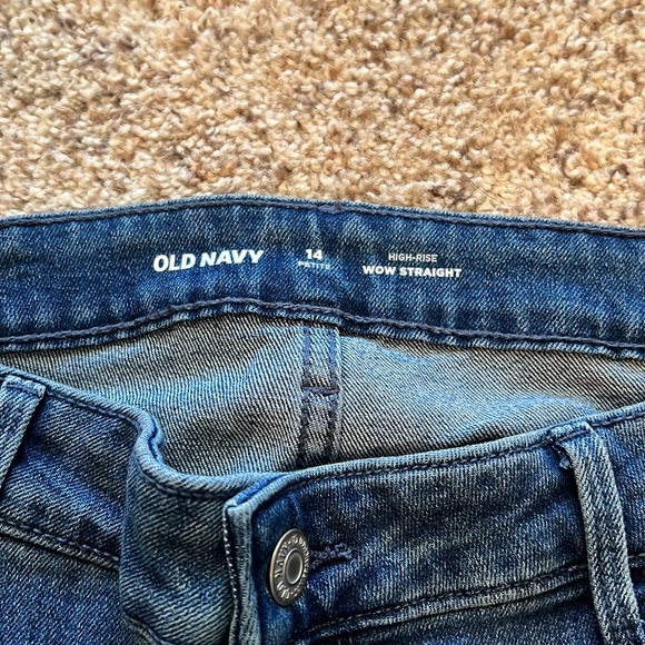 Old Navy High Rise Wow Straight Jeans - Picture 9 of 9